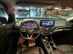 نيسان ألتيما